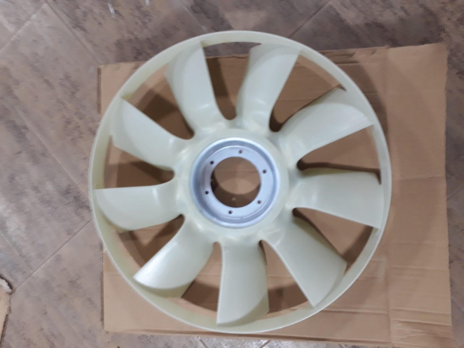 Крыльчатка охлаждения Ford Cargo / Форд Карго 300л.с. 3C468600AA / T118913 — изображение 2